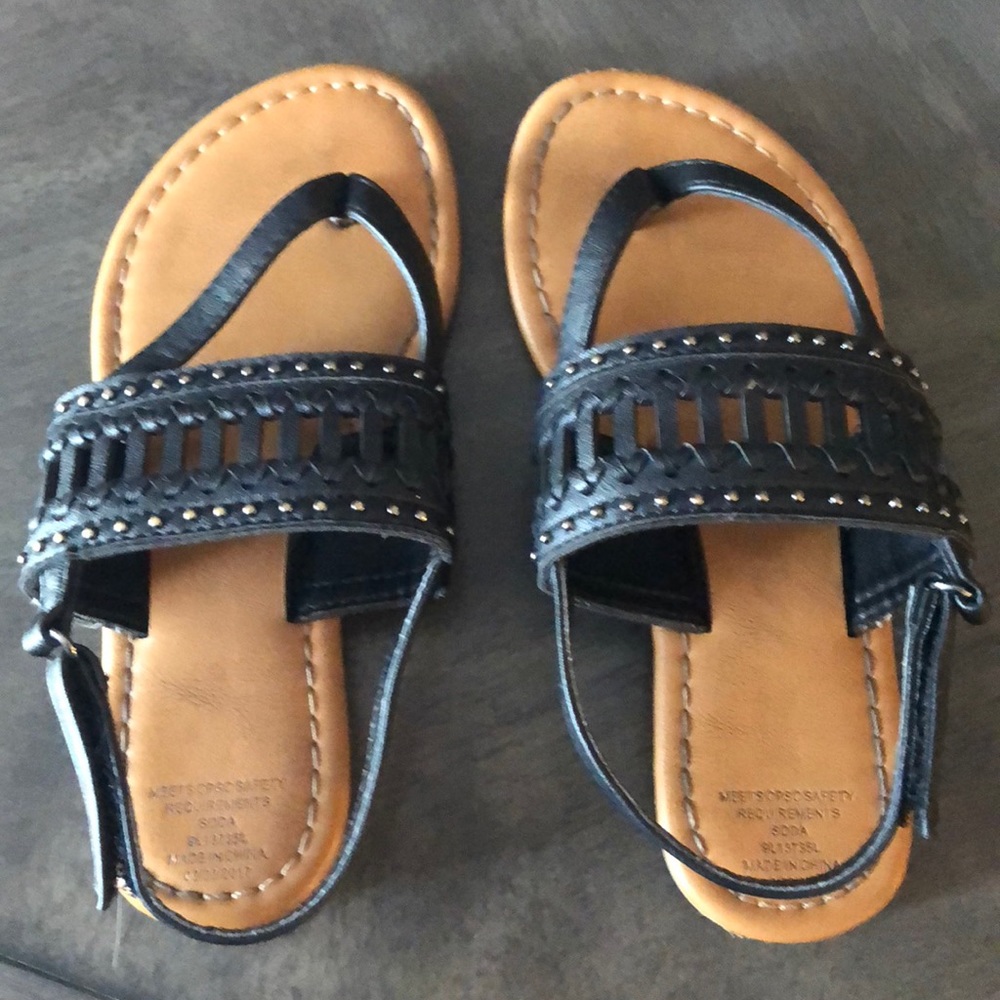 Black sandals